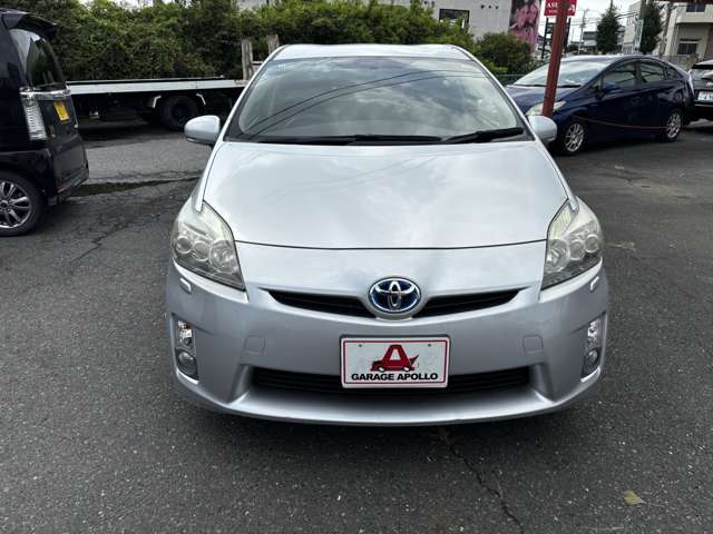2010 Toyota Prius – thumbnail 2