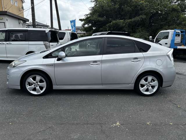 2010 Toyota Prius – thumbnail 4