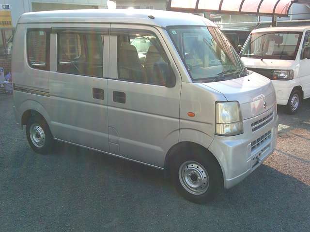 2010 Suzuki Every – thumbnail 3