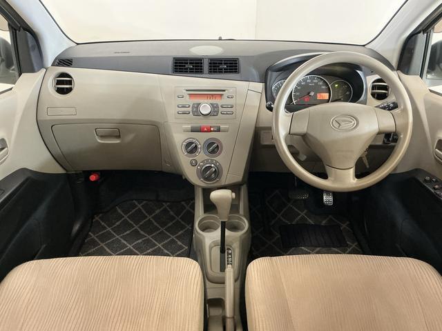 2010 Daihatsu Mira – thumbnail 3