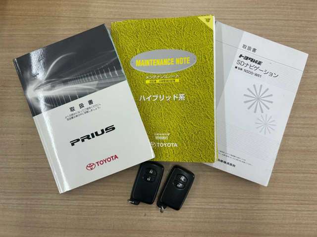 2011 Toyota Prius – thumbnail 3