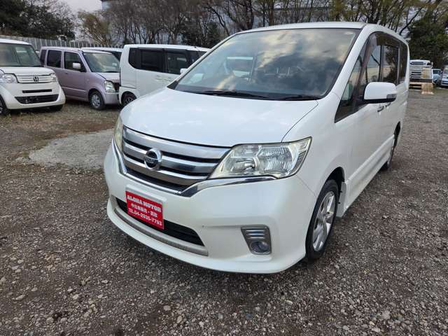 2011 Nissan Serena – thumbnail 3