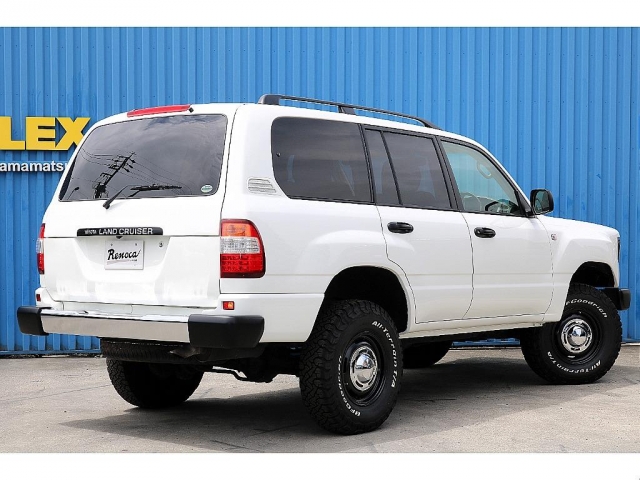 2005 Toyota Land Cruiser 100 – thumbnail 3