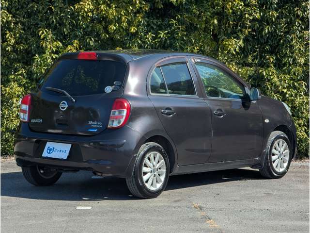 2011 Nissan March – thumbnail 3