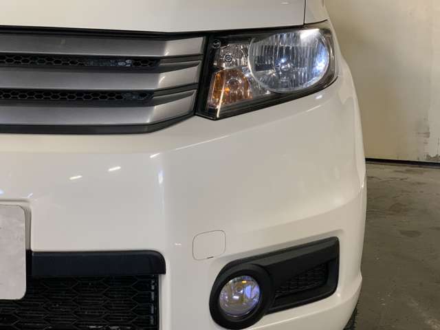 2011 Honda Freed Spike – thumbnail 4