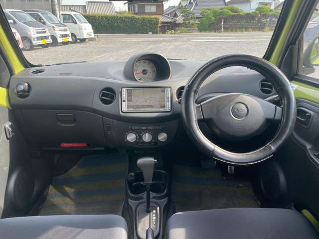 2009 Daihatsu Esse – thumbnail 2
