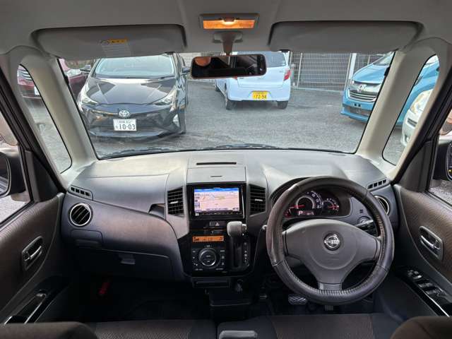 2011 Nissan Roox – thumbnail 3