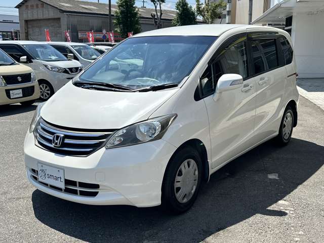 2011 Honda Freed – thumbnail 2