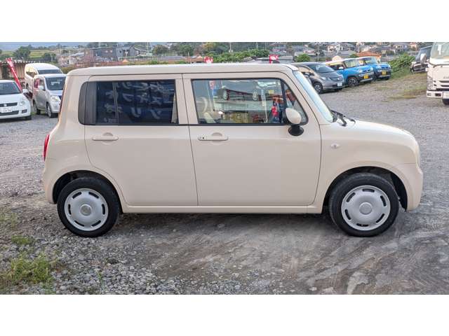 2010 Suzuki Alto Lapin – thumbnail 4