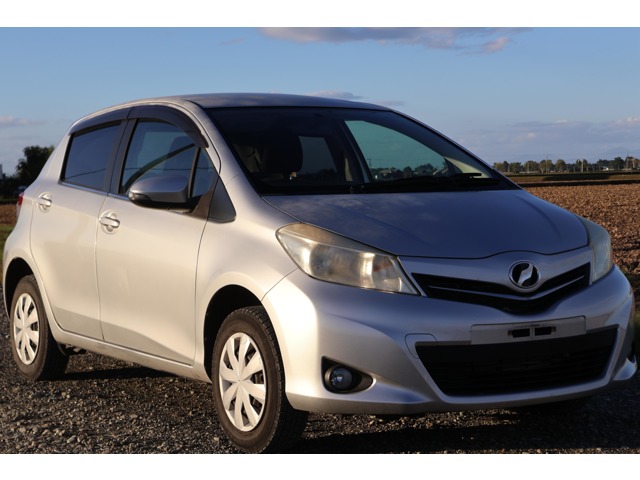 2011 Toyota Vitz