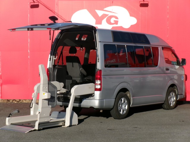 2011 Toyota Hiace