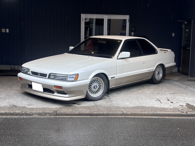 1990 Nissan Leopard – thumbnail 3