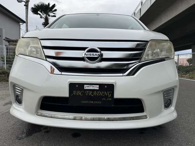 2011 Nissan Serena – thumbnail 2