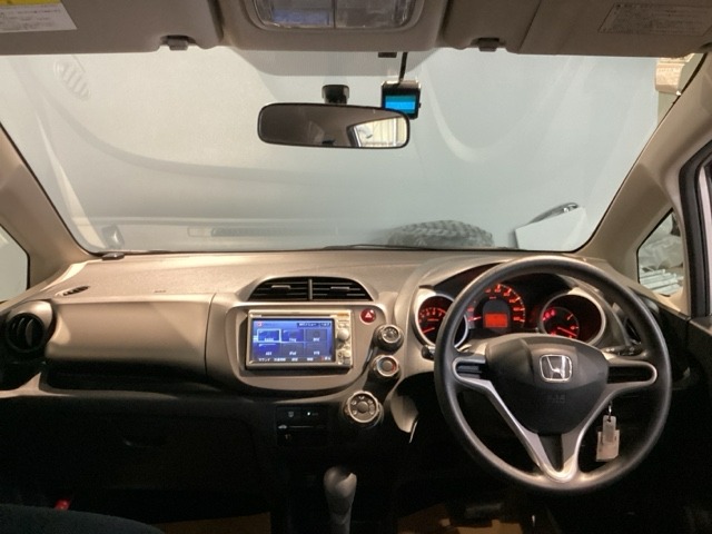 2011 Honda Fit – thumbnail 2