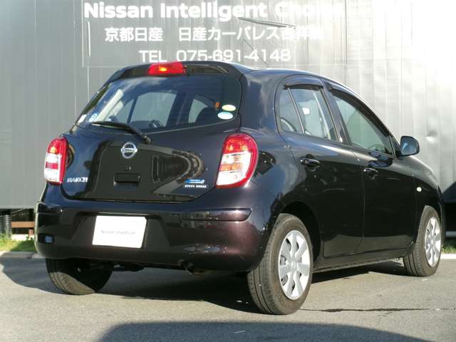 2010 Nissan March – thumbnail 2