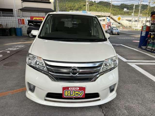 2011 Nissan Serena – thumbnail 2