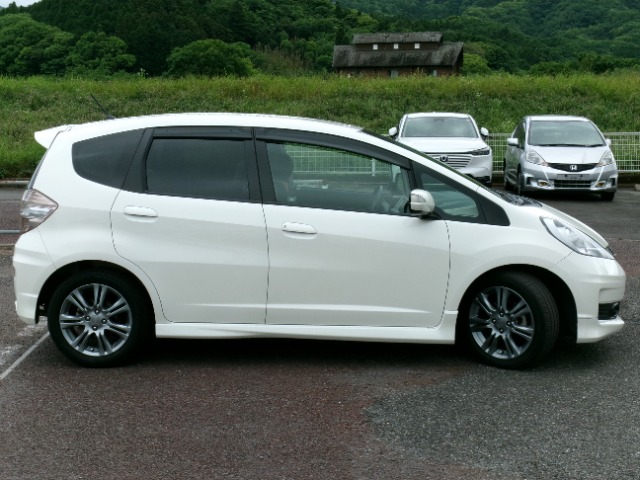 2011 Honda Fit – thumbnail 4