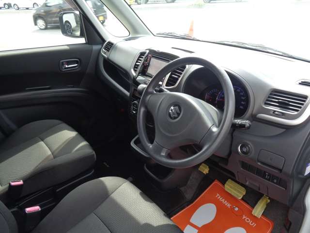 2011 Suzuki Solio – thumbnail 2