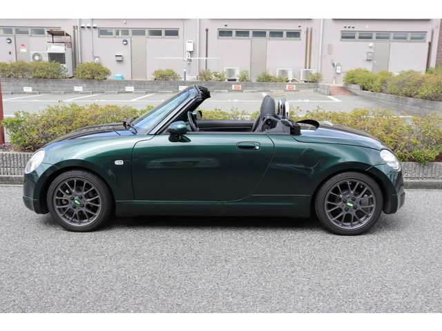 2011 Daihatsu Copen – thumbnail 4