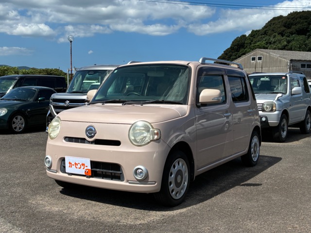 2011 Daihatsu Mira Cocoa