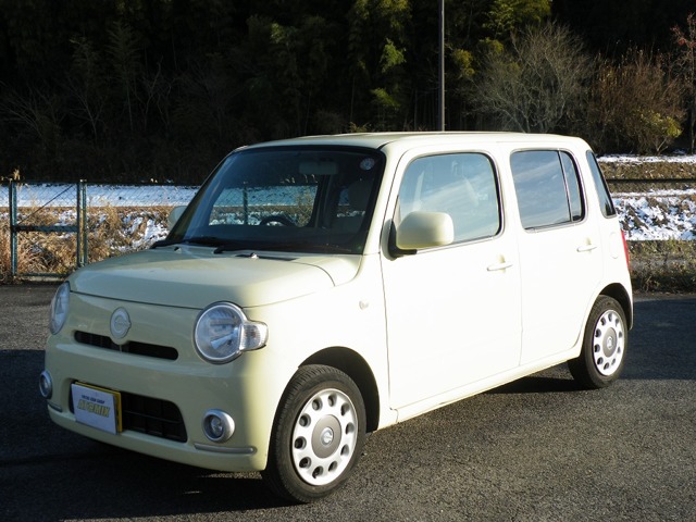 2011 Daihatsu Mira Cocoa