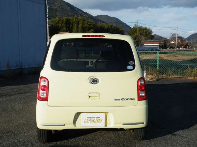 2011 Daihatsu Mira Cocoa – thumbnail 3