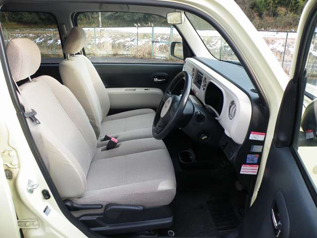 2011 Daihatsu Mira Cocoa – thumbnail 4