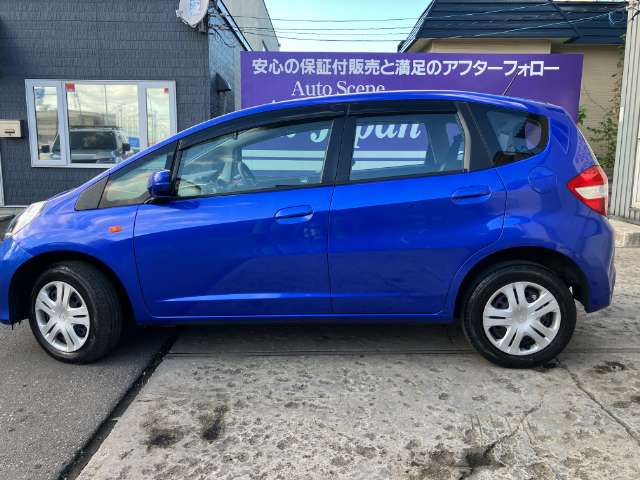 2011 Honda Fit – thumbnail 3