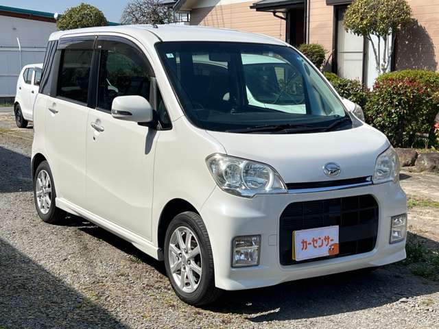 2011 Daihatsu Tanto Exe – thumbnail 3
