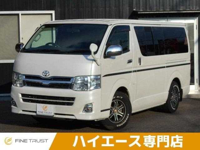 2011 Toyota Hiace