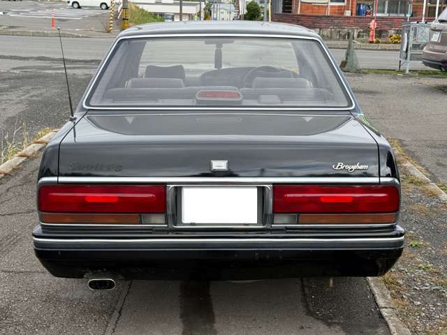 1993 Nissan Cedric Sedan – thumbnail 3