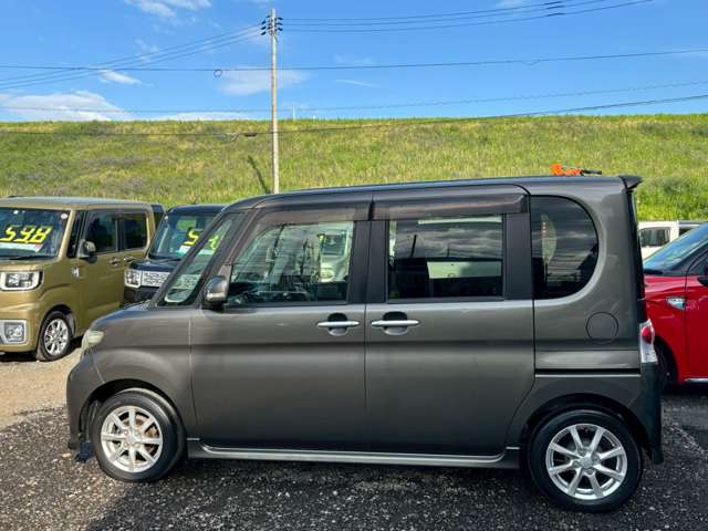 2011 Daihatsu Tanto – thumbnail 4