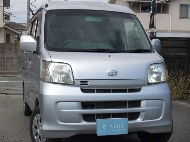 2011 Daihatsu Hijet Cargo – thumbnail 4