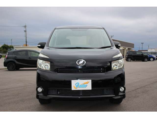 2009 Toyota Voxy – thumbnail 2