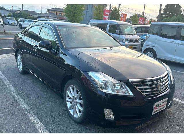 2008 Toyota Crown Royal – thumbnail 4