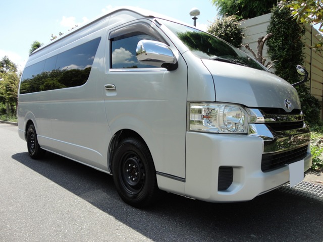 2008 Toyota Hiace