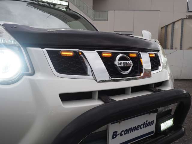 2011 Nissan X-Trail – thumbnail 3