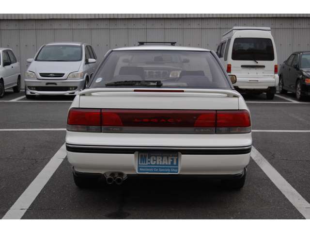 1992 Subaru Legacy Sedan – thumbnail 3