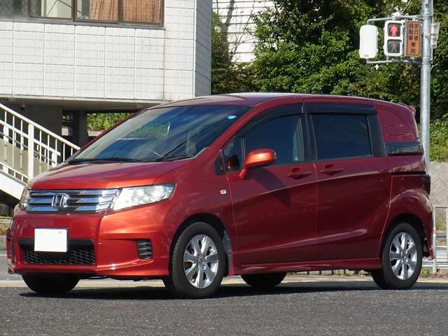 2011 Honda Freed Spike – thumbnail 4