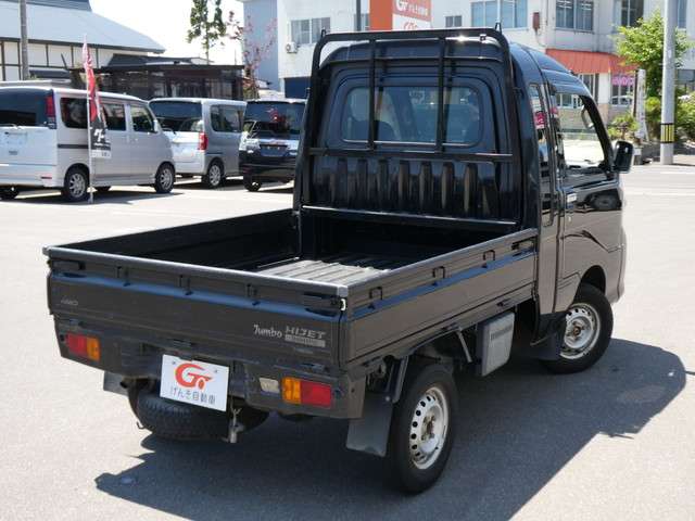 2011 Daihatsu Hijet Truck – thumbnail 2