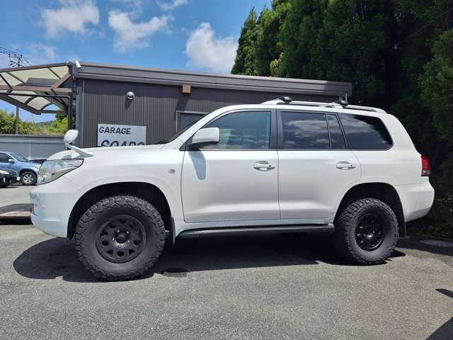 2009 Toyota Land Cruiser 200 – thumbnail 3
