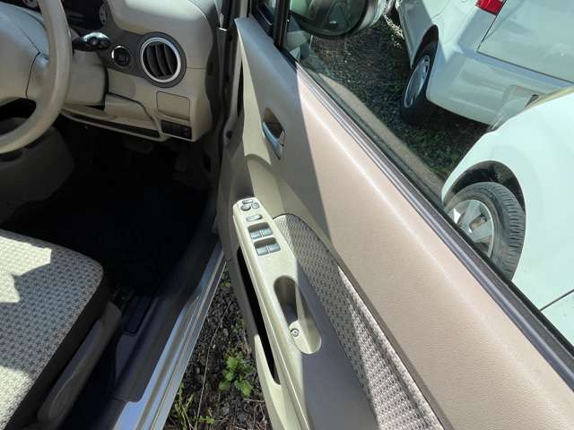 2010 Suzuki Alto – thumbnail 4