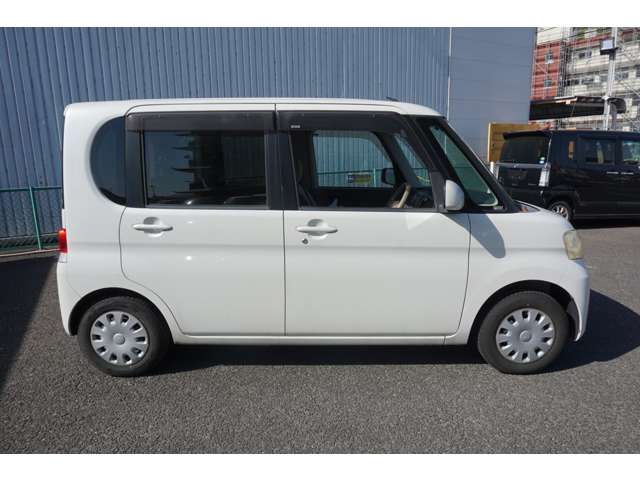 2009 Daihatsu Tanto – thumbnail 2