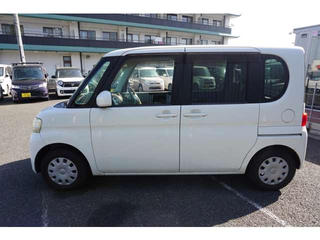 2009 Daihatsu Tanto – thumbnail 3