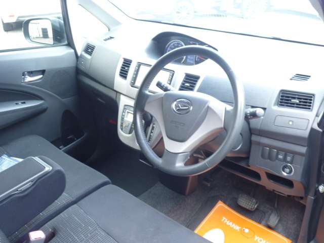 2011 Daihatsu Move – thumbnail 4
