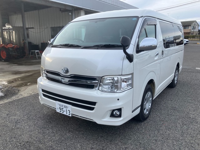 2011 Toyota Hiace