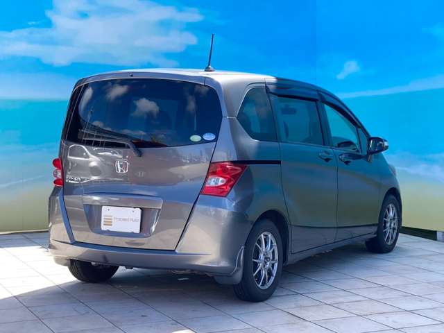 2008 Honda Freed – thumbnail 3