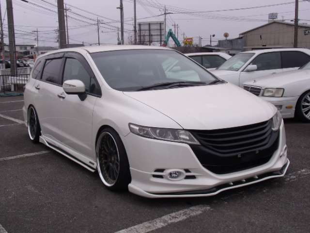 2011 Honda Odyssey – thumbnail 3