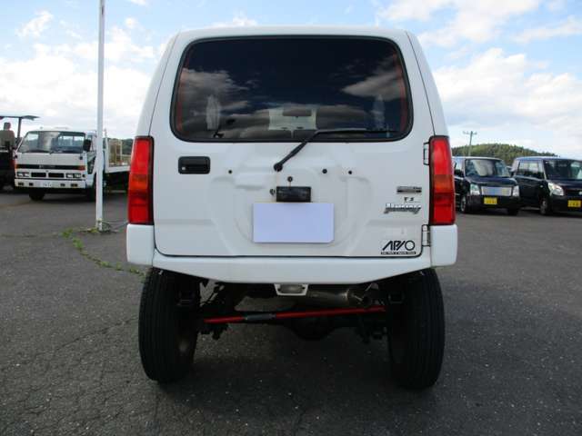 2005 Suzuki Jimny – thumbnail 3