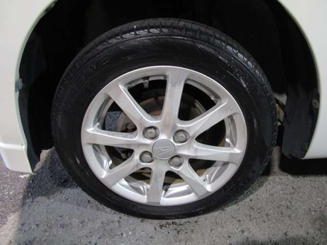 2011 Daihatsu Move – thumbnail 2